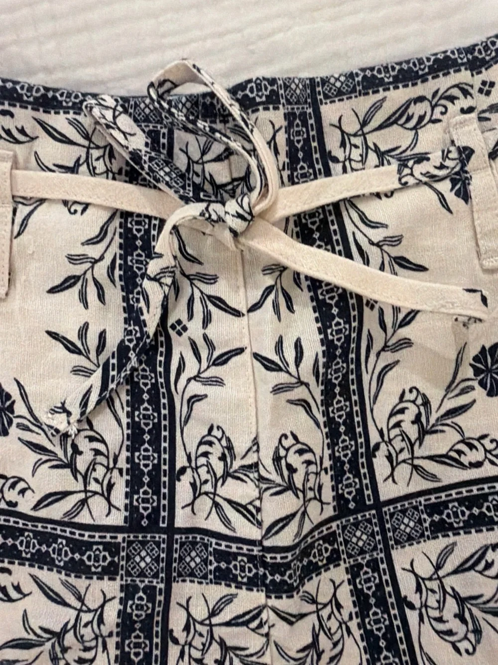 Target A New Day Shorts. Linen like. Navy and white. Pockets.